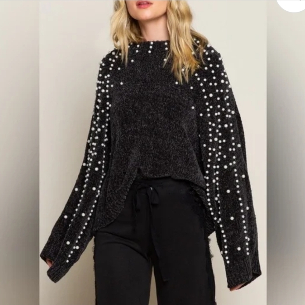 BRAND NEW POL.CHENILLE/PEARL SWEATER - BLACK SIZE SMALL